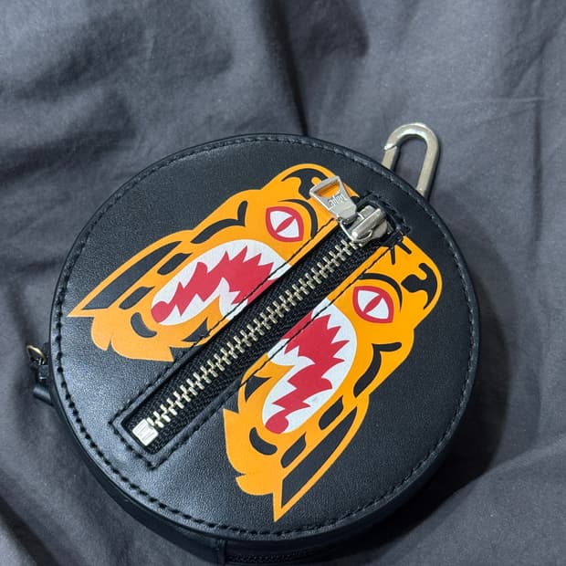 베이프 코인퍼스 동전지갑