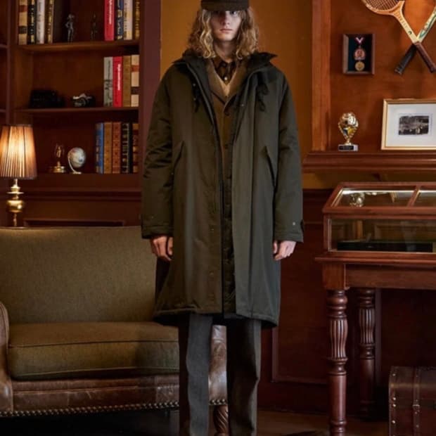 펜필드 카키색 야상 리버시블 구스 패딩 (M)