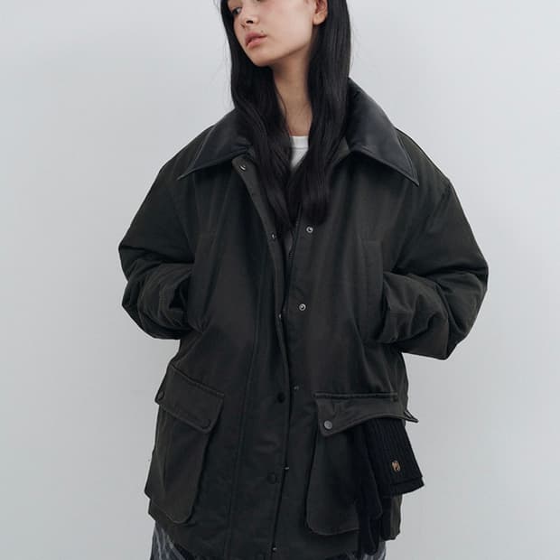 몽돌 덕 다운 왁스 코팅 워크 패딩 자켓 (카키)