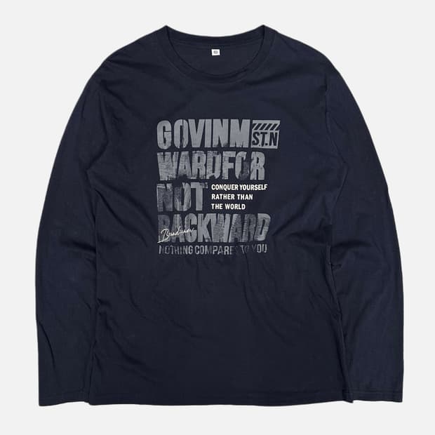 grunge lettering navy t-shirt