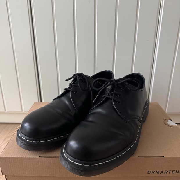 닥터마틴 1461ws 300사이즈