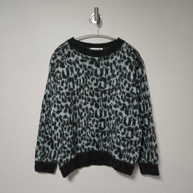 에센셜앤트워프 모헤어 니트 / 여성 니트/ 여자 니트 