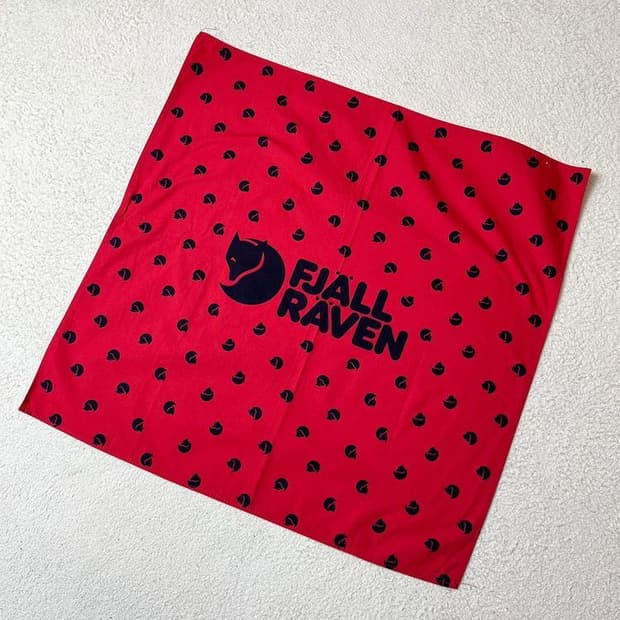 피엘라벤 시그니처 로고 반다나 손수건 A1857