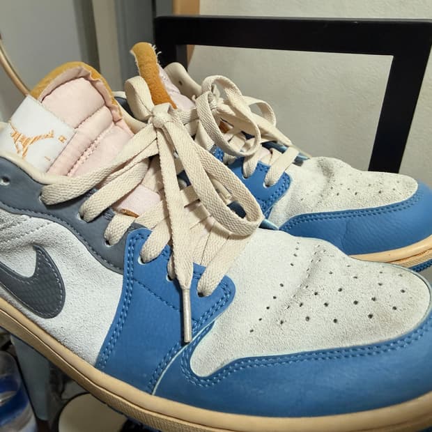 조던 도쿄 로우