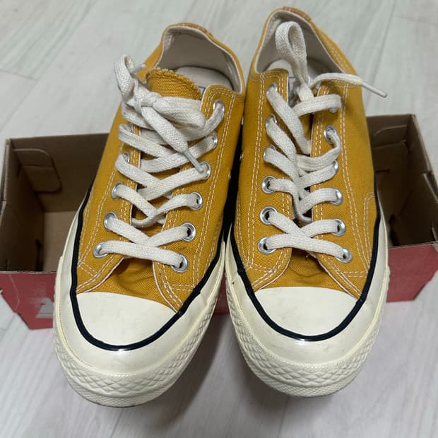 컨버스 척테일러 로우 썬플라워