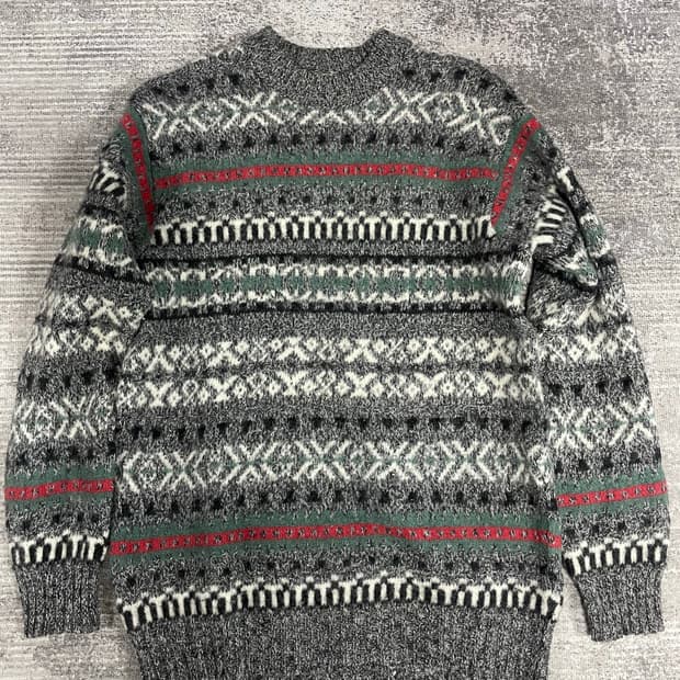 Made in italy 베네통 퓨어버진 울 스웨터