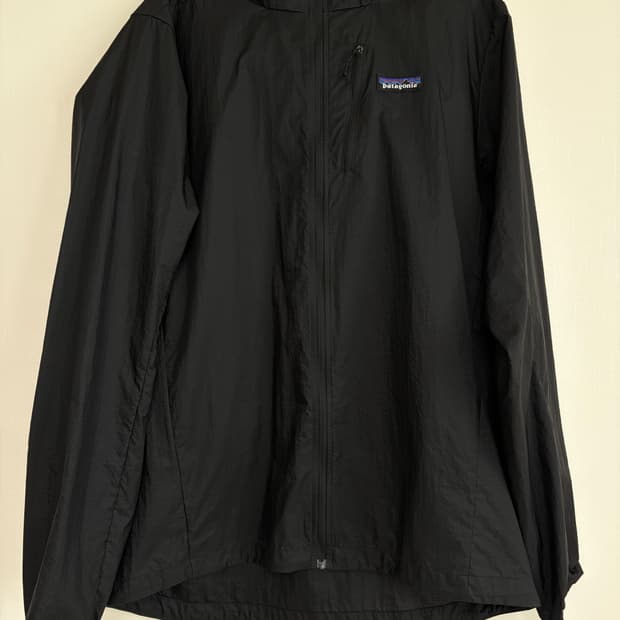 파타고니아 후디니 바람막이 블랙 M사이즈