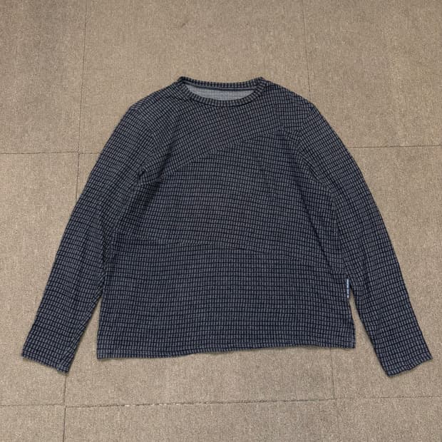 HAI SPORTING GEAR 이세이미야케  우먼스 비대칭 롱슬리브 탑