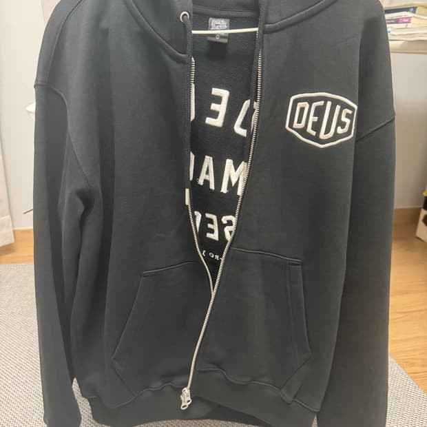 데우스엑스마키나 후드집업 S