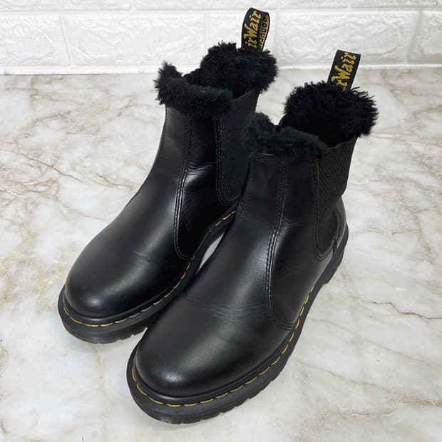 닥터마틴 2975 레오노어 퍼 첼시부츠