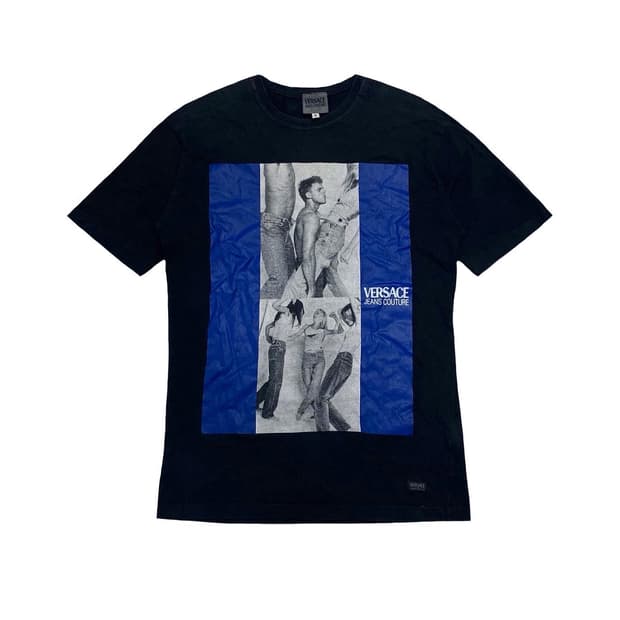 VERSACE(베르사체)진수 뀌뛰르 프린팅 반팔티