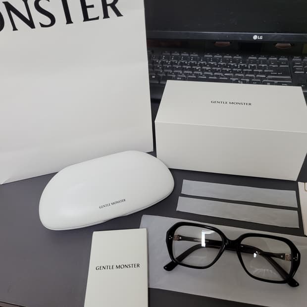 젠틀몬스터 베카01 새상품 풀박스