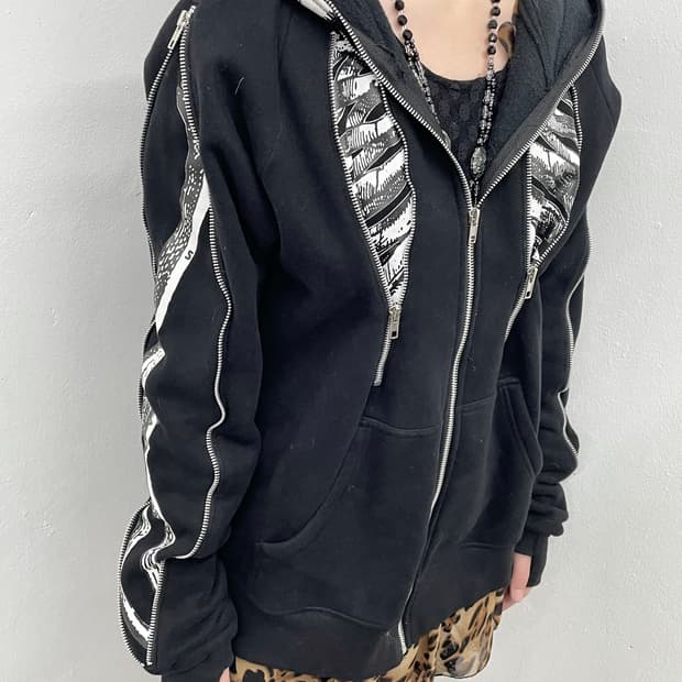 스컬 디테일 지퍼 워머 후드집업 