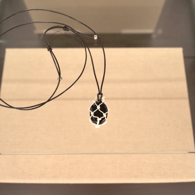 네트 목걸이 net necklace