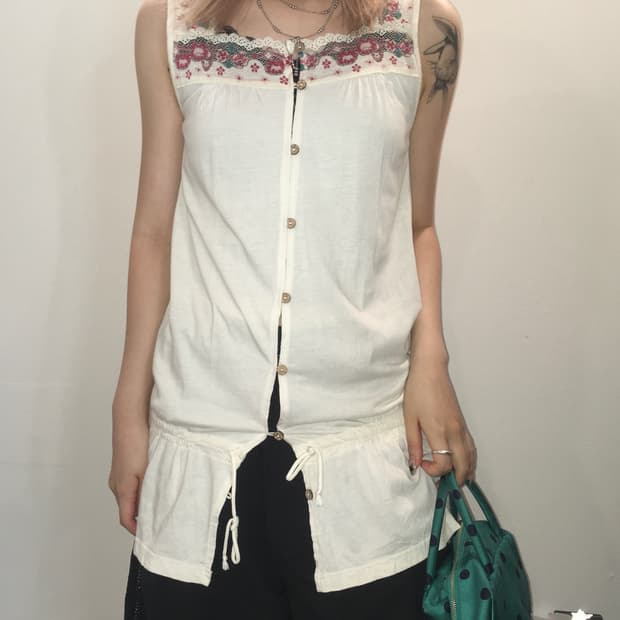 jpn vintage hachi lace sleeveless