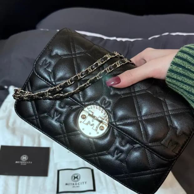 새상품급/풀구성) 메트로시티 체인 크로스백