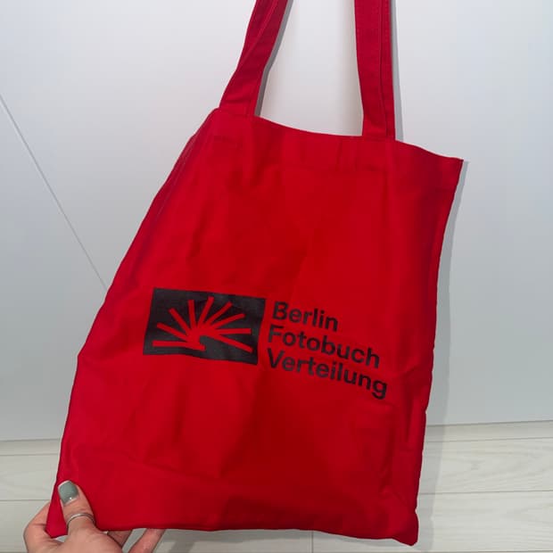 베를린포토북디스트리뷰션 002 bag red