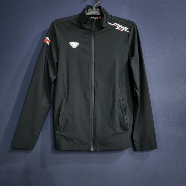 다이나핏 집업자켓 트레이닝복