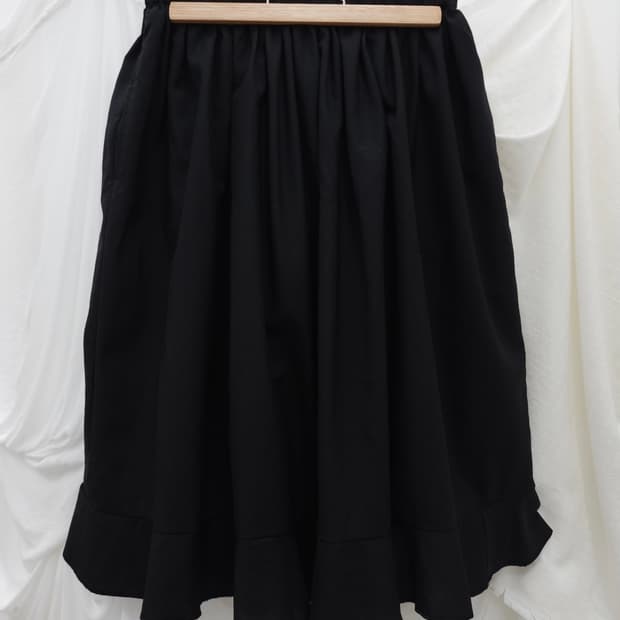 COMME des GARÇONS BLACK skirt