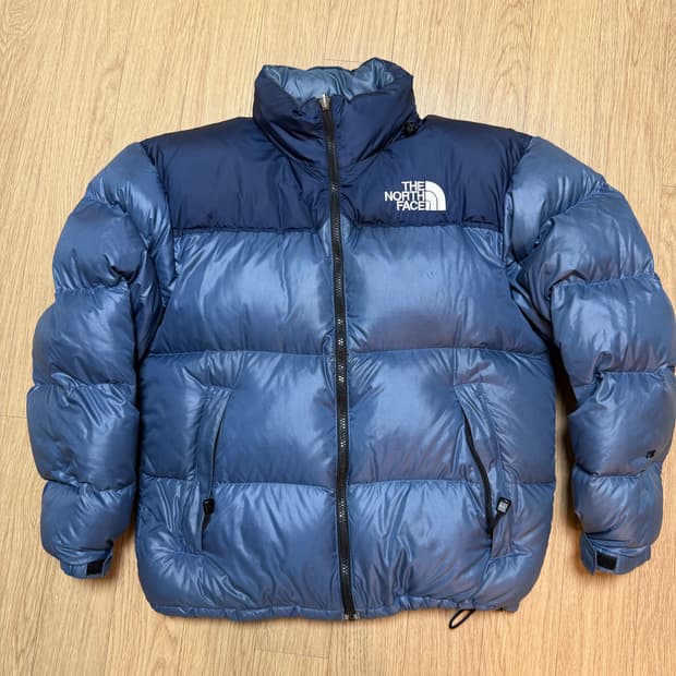 노스페이스 센터로고 눕시