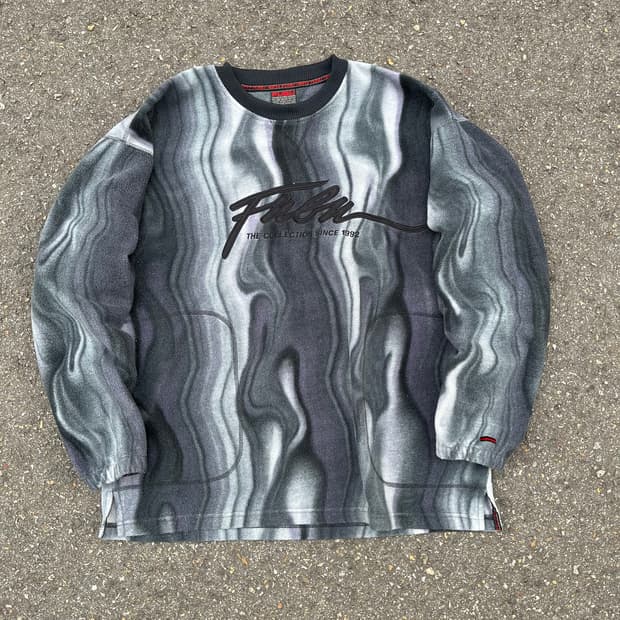 푸부 플리스 스웻셔츠