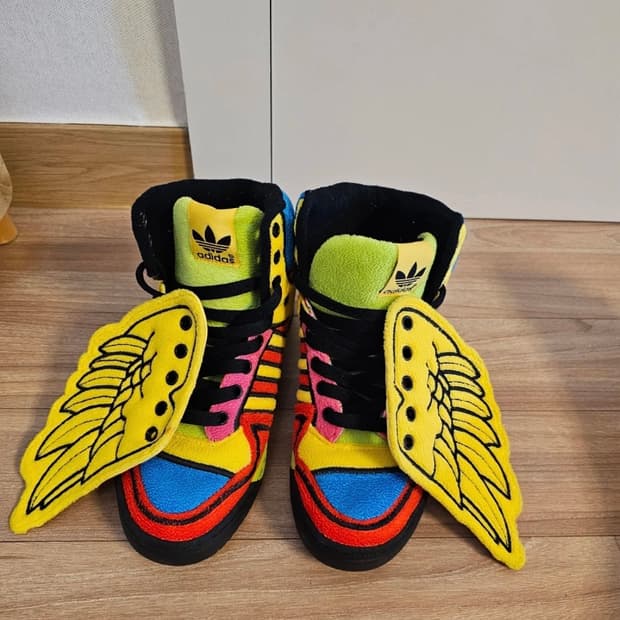 아디다스 제레미스캇 윙스 레인보우 225
