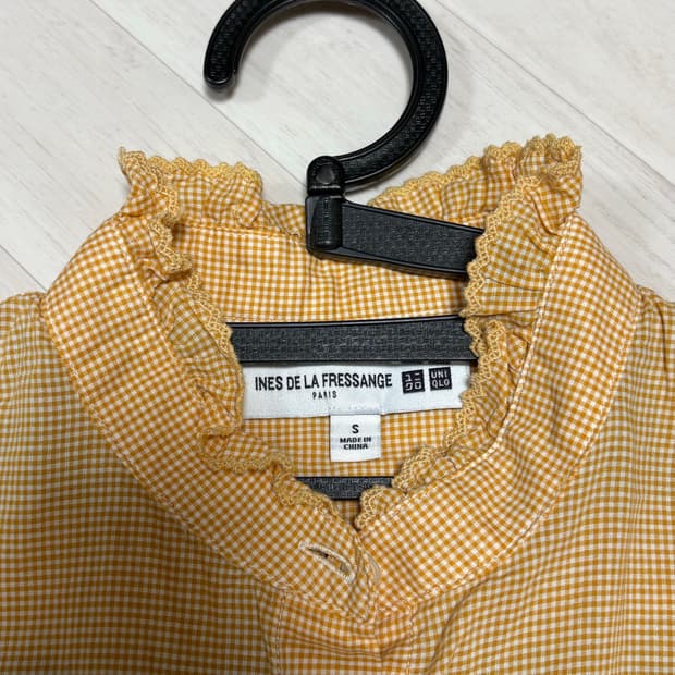 유니클로 콜라보 셔츠