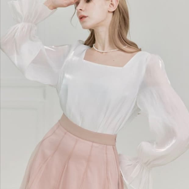 그레이스유 화이트 쉬폰 퍼프소매 블라우스 프리사이즈