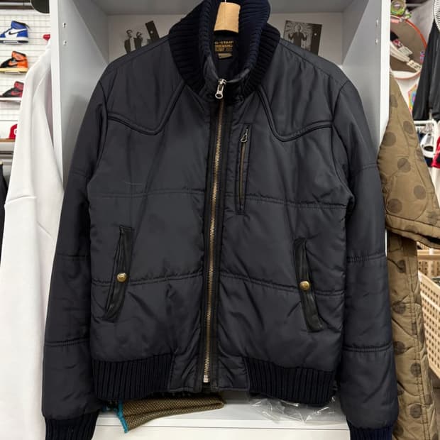 M) 지스타 로우 크롭 넥 점퍼