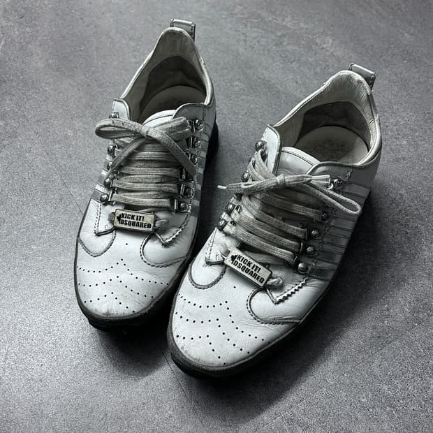 디스퀘어드2 스포츠 실버 스트랩 스니커즈