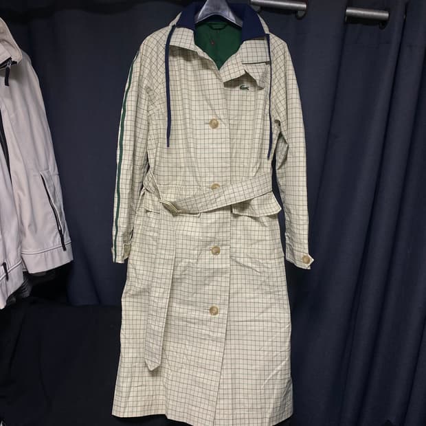 라코스테 벨티드 체크 트렌치코트 34