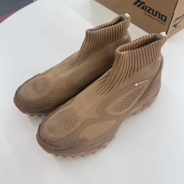 미즈노 X 논네이티브 280 (새제품)