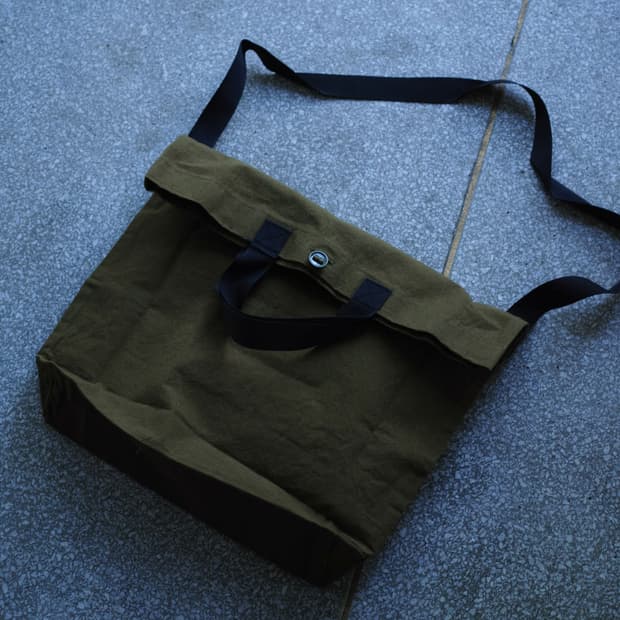 man-tle BAG 1 (FIELD WAX)
