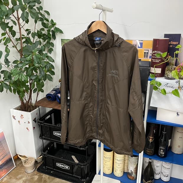 아크테릭스 바람막이 XL