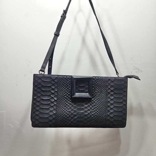 루즈앤라운지(rouge&lounge) 스퀘어 뱀피무늬 클러치겸 숄더백