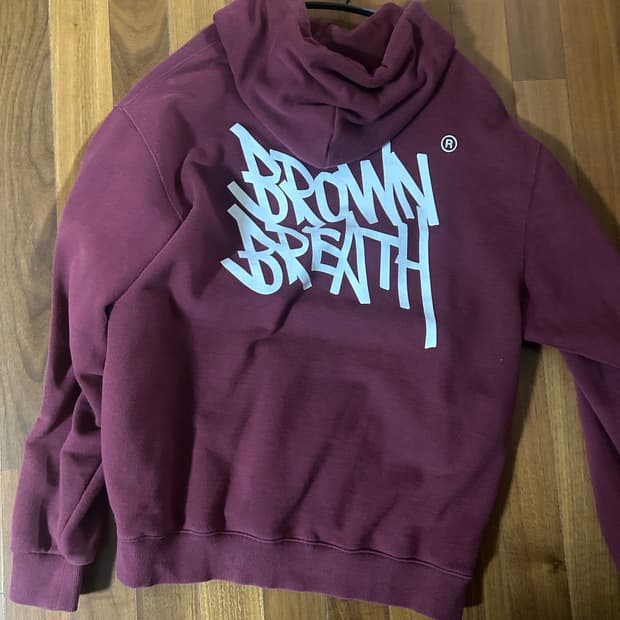 브라운브레스 후드티