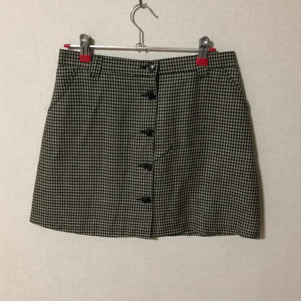 블랙업 버튼업 스커트 