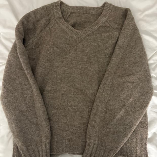 다크 베이지 니트