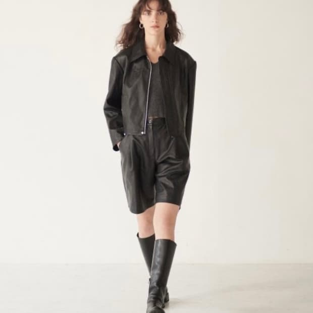 다이애그널 에코레더 버뮤다 팬츠