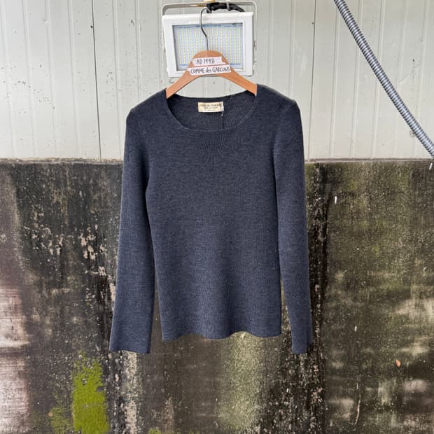 90‘s 꼼데가르송 롱 슬리브 니트