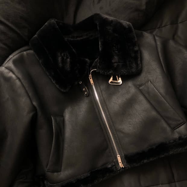 배드레스 무스탕