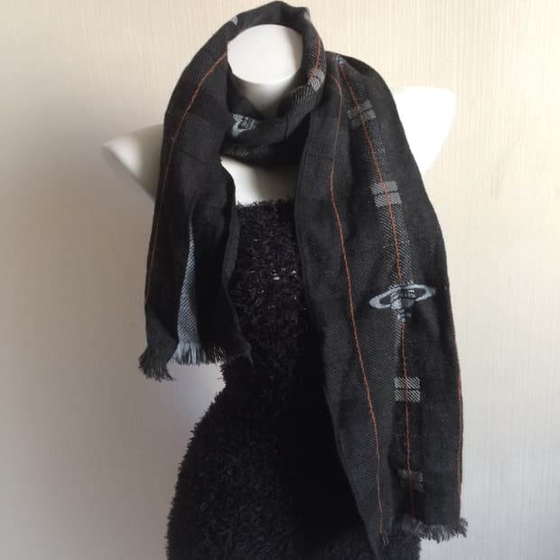  Vivienne westwood muffler