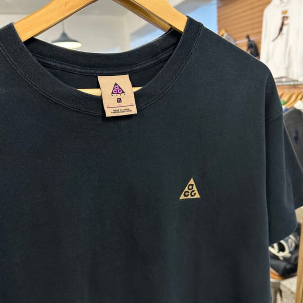 ACG 블랙 티셔츠