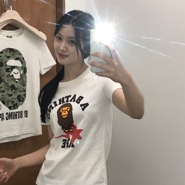 A BATHING APE Baby Milo Star Logo Tee