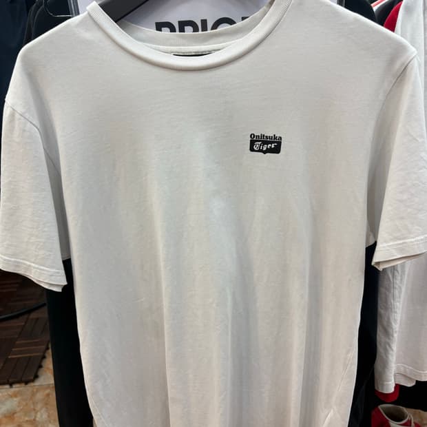 오니츠카 타이거 반팔티 L