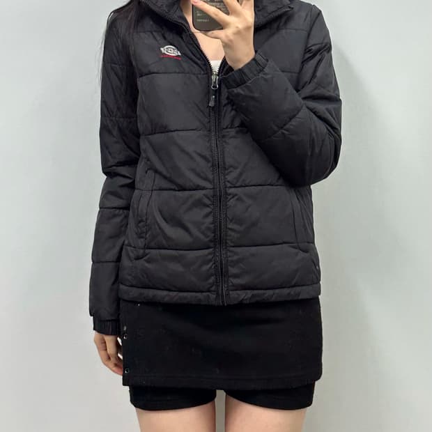 디키즈 로고 블랙 경량 패딩