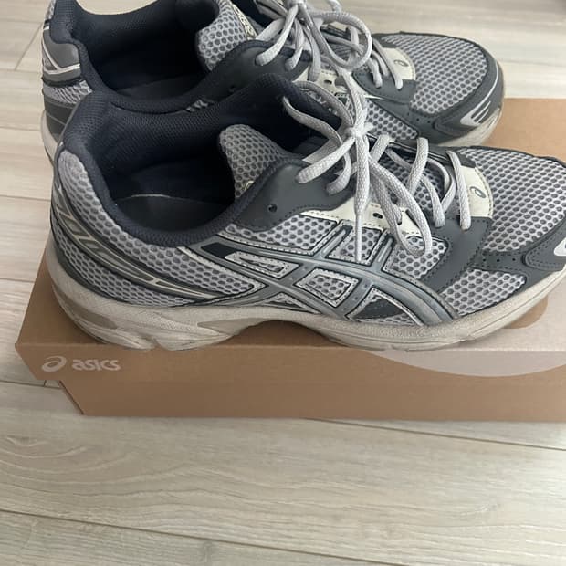 아식스 젤 1130 오이스터 그레이 클레이 그레이