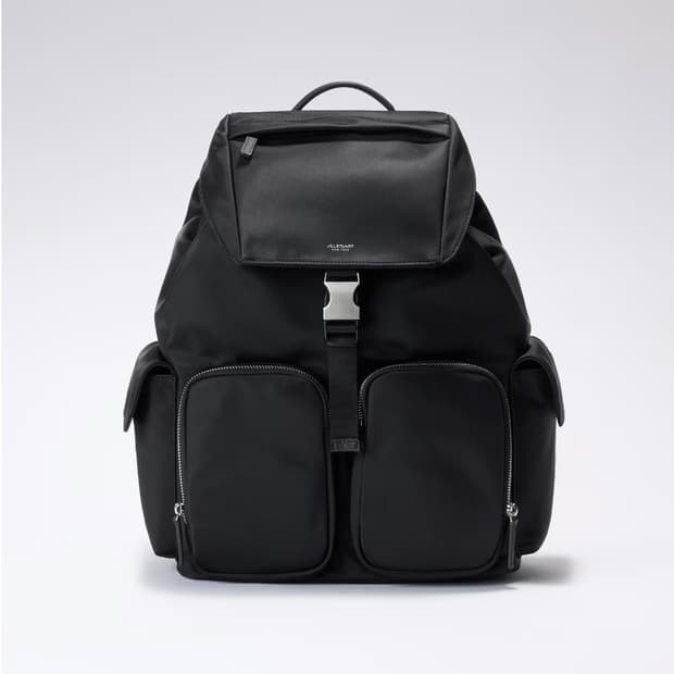 질스튜어트 뉴욕 에센 블랙 나일론 백팩 삭형 콜라보  새상품