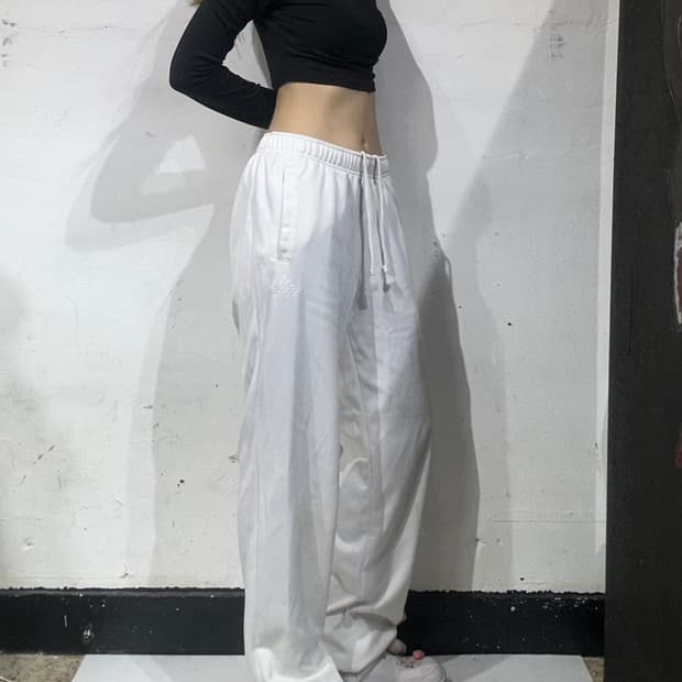 아디다스 화이트 골드 빅 로고 와이드 팬츠 M