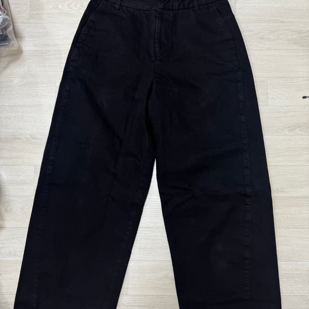 [XL] 25ss 아모멘토 커브드 팬츠